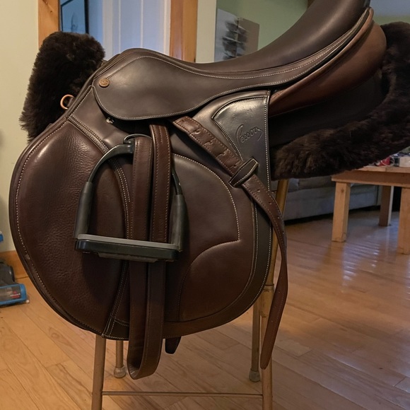 17” Pessoa Pro Vivaldi II close contact saddle, half deep seat. - Picture 4 of 5